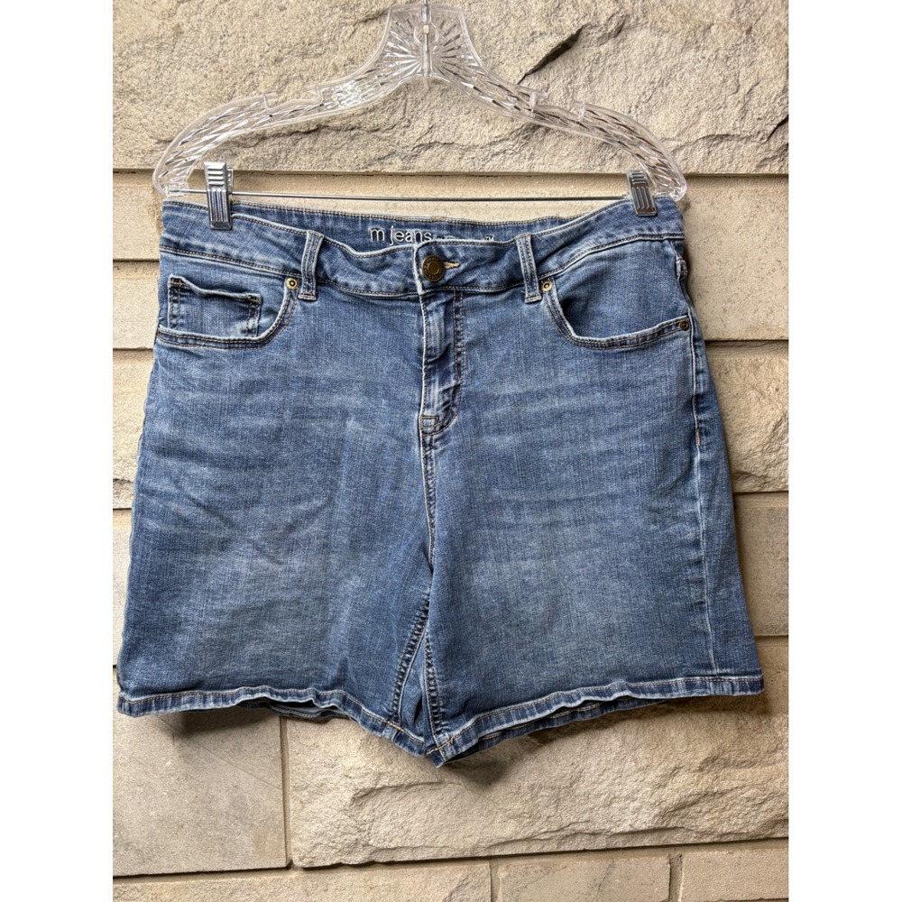 Maurices M Jeans Womens Size 14 Mid Rise Medium Wash Denim Stretch Shorts